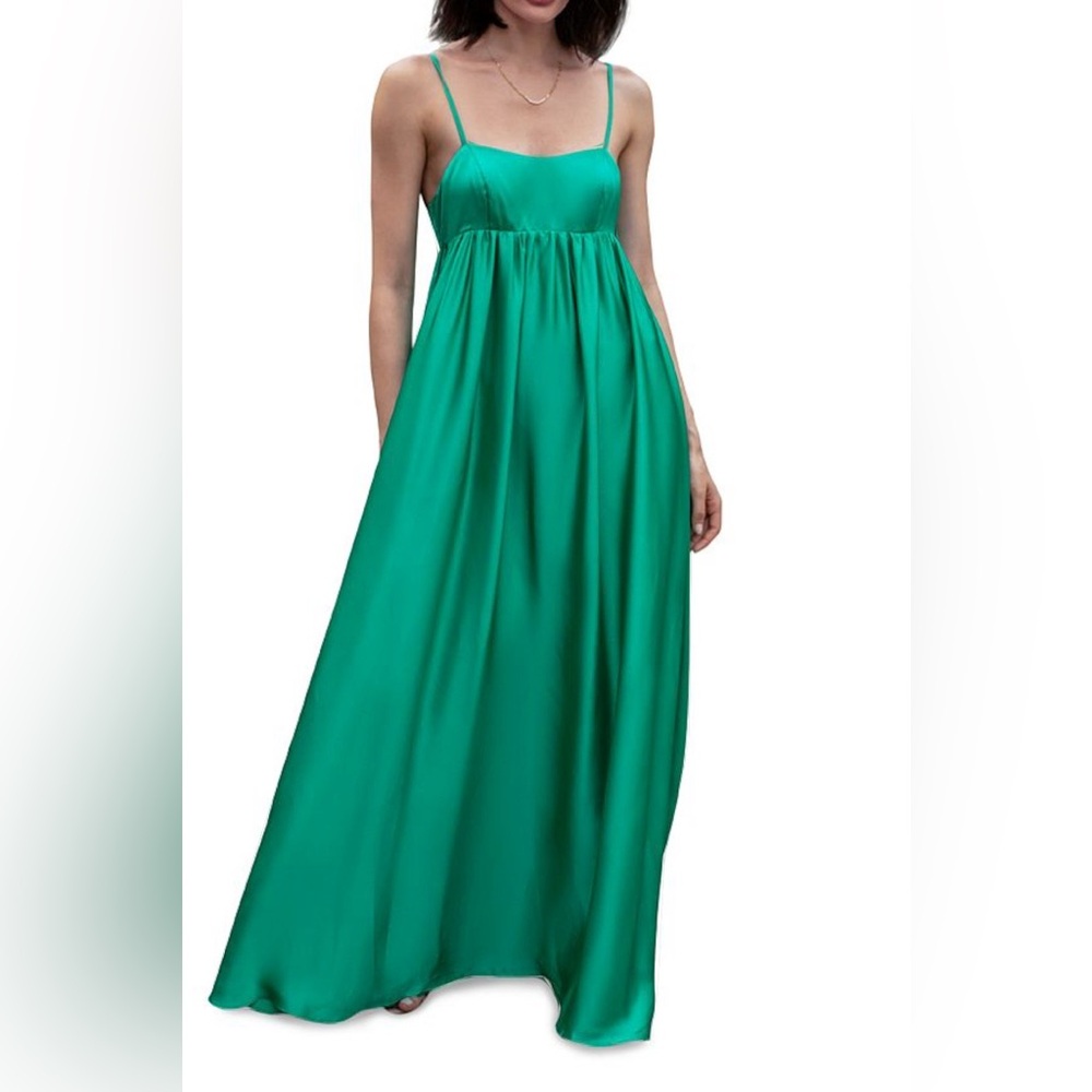 Fame and Partners Maxi Dress / Scoop Mermaid Gown